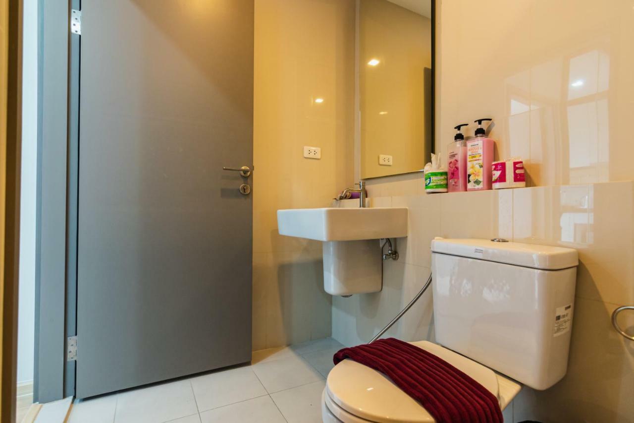 The Base Central Pattaya By Pattaya Holiday Exterior foto